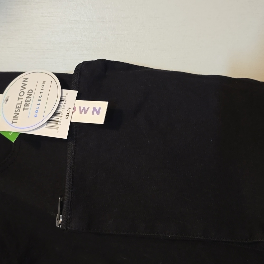Tinseltown Black Cargo Skirt with Button Detail - Picture 4 of 5